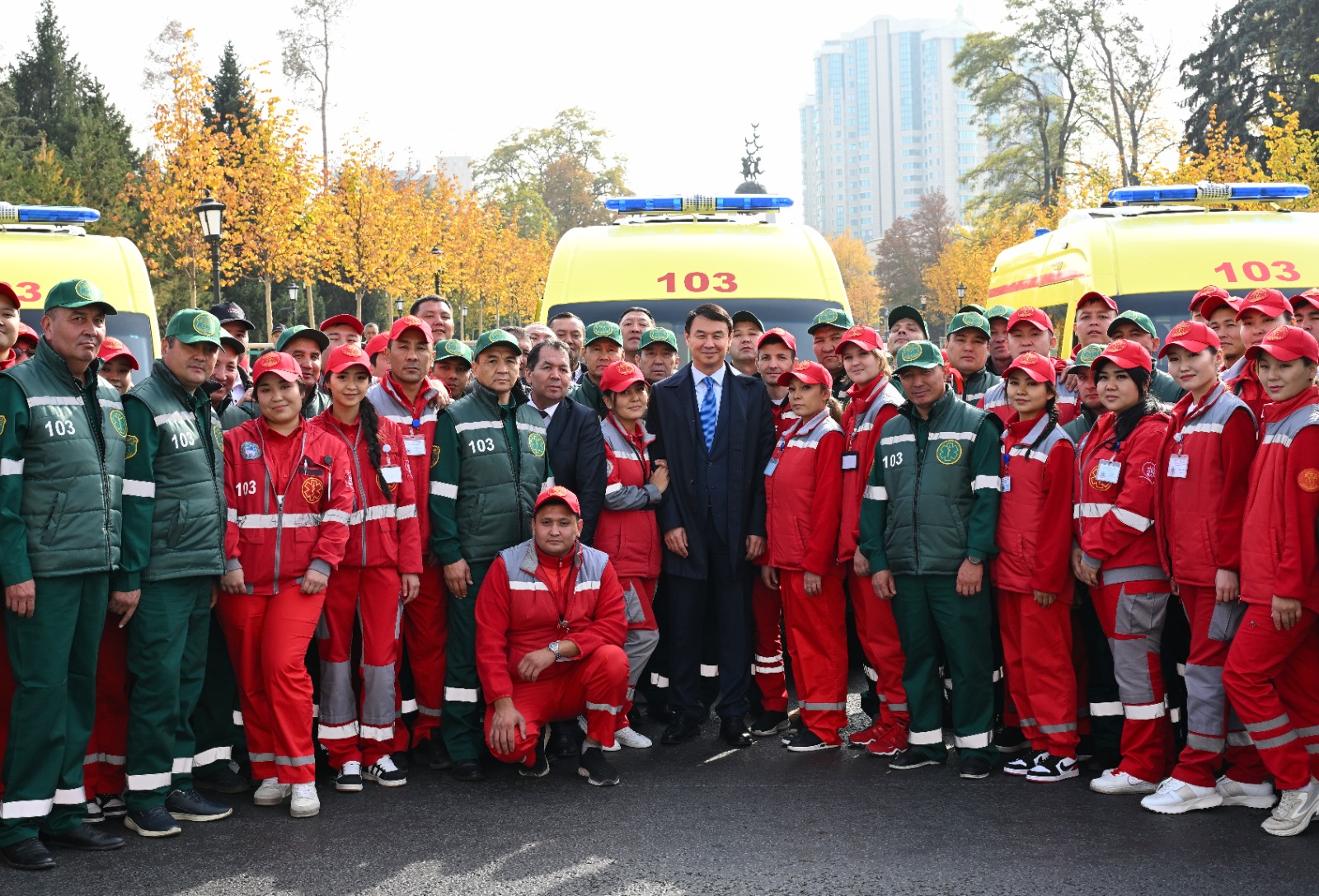 Алматы қаласында жаңа жедел жәрдем қызметтік  автокөліктерінің кілті табысталды.